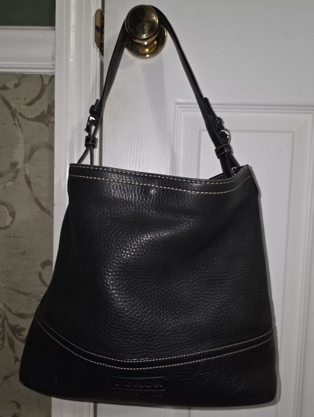 Vintage Coach 5715 Black Pebbled Leather Hobo Bag Immaculate Inside GREAT FIND! - Picture 8 of 16